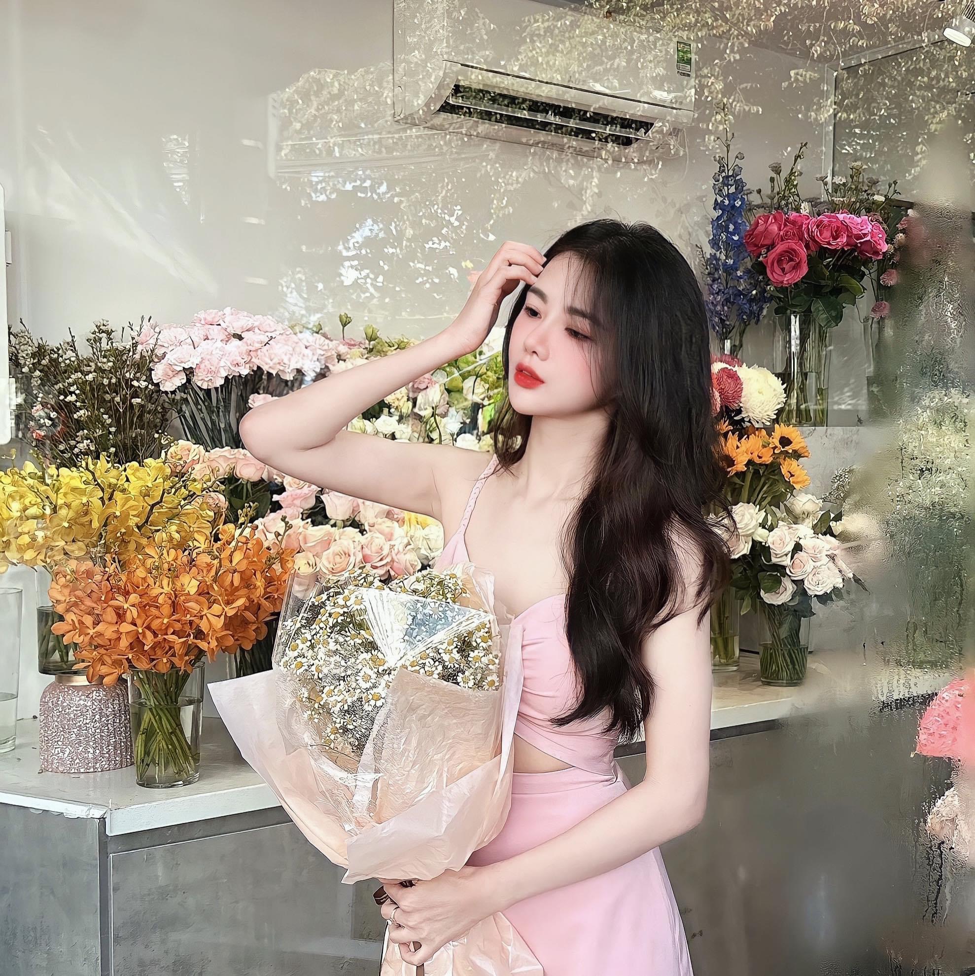 Thu Ngân - Hẹn Hò VIP - Tìm Sugar Baby ( SGBB )