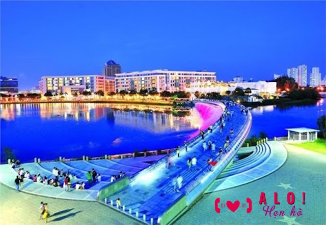 Thanh Hà -2k1 Mông tròn, ngực khủng căng đét