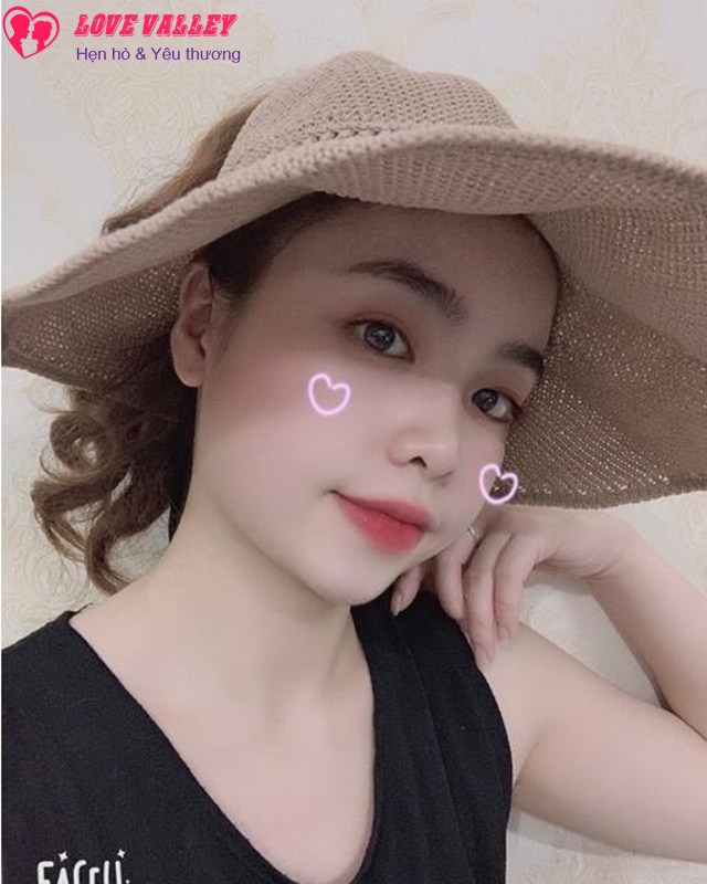 Trần Tú Minh (	Lee)
