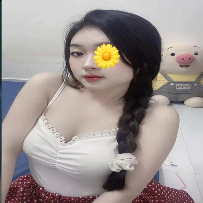Thanh Tuyền - Gái đẹp cô đơn tìm bạn nam tâm sự kín đáo riêng tư