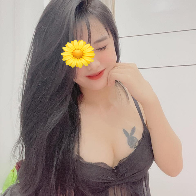 Ý Lan - Gái gọi hàng tuyển ngực khủng cực cháy
