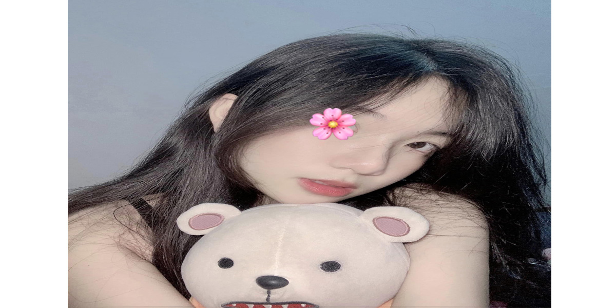 Lan Khuê - Cô em đáng yêu tìm người tình tâm sự lâu dài nghiêm túc