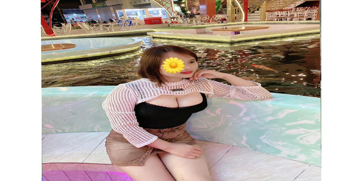 Quỳnh Như - Cô em gái sexy tìm bạn trai tình một đêm