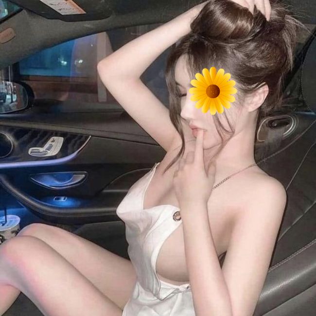 Ánh Tuyết- Gái gọi TT Yến Lạc tươi trẻ, quyến rũ