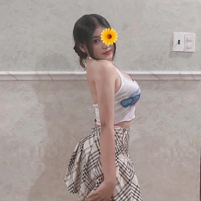 Bảo Ngọc- Gái gọi TT Điện Biên Đông thân hình bốc lửa