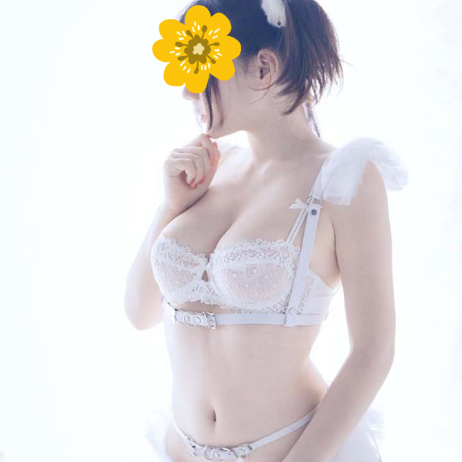 Gái làm tiền thường là nhưng em sinh viên, gái văn phòng,..