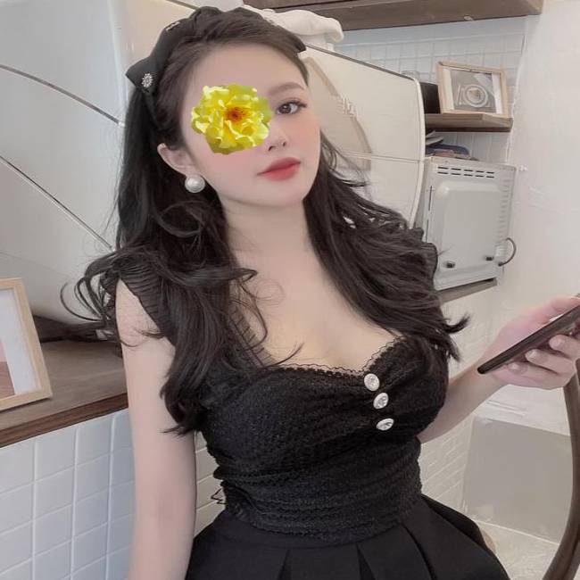 Diệp Nhi - Gái gọi TP Đồng Hới mặt xinh