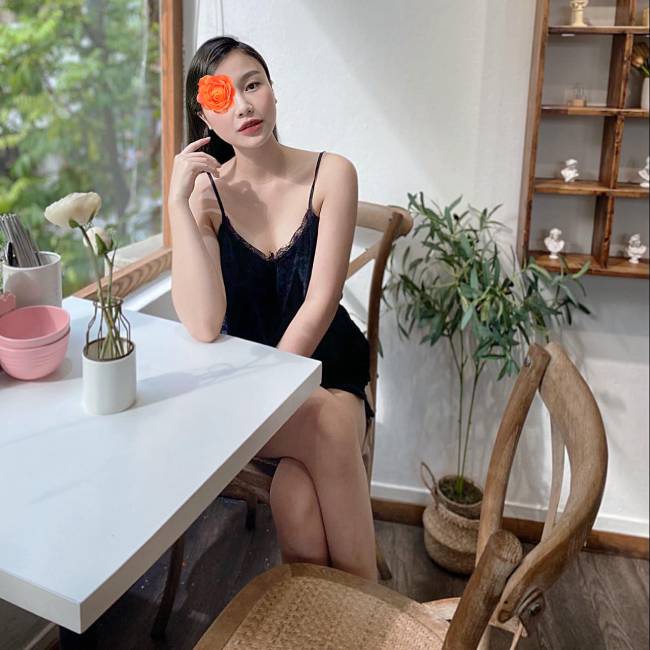 Hồng Nga - Gái gọi TP Thuận An dáng nuột
