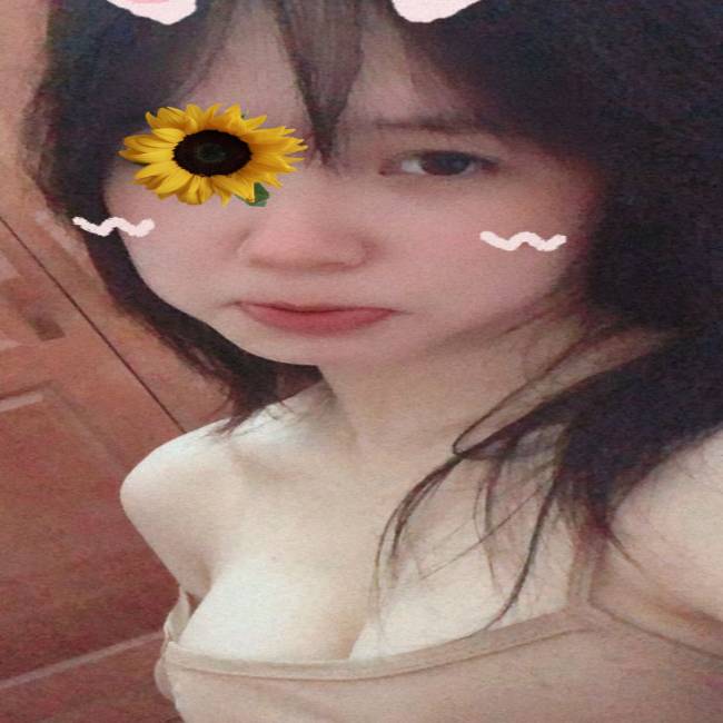 Hồng Nhung - Gái gọi TT Ea Kar phục vụ chu đáo