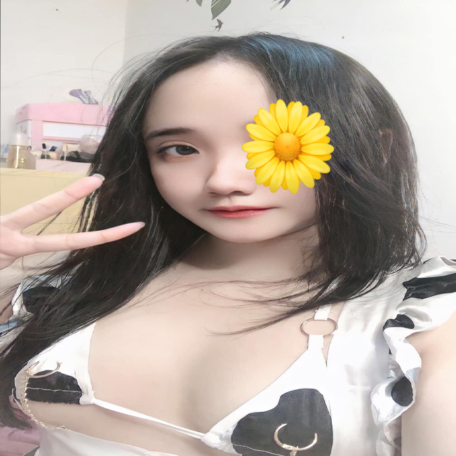 Hồng Vân - Gái gọi Quận 4 đi khách giá rẻ dành cho sinh viên