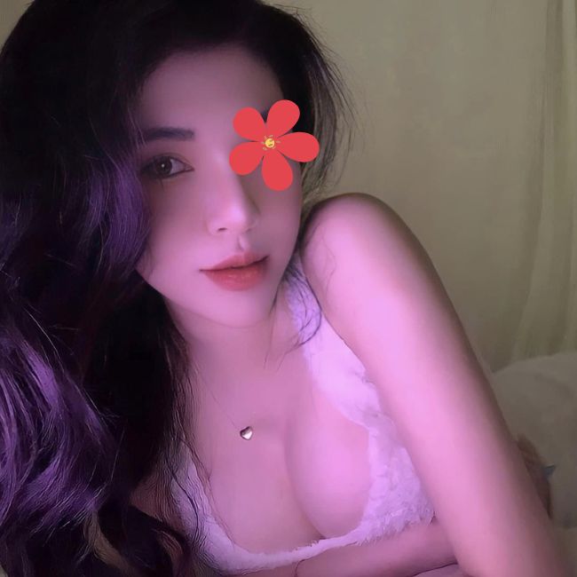 Hồng Vy - Gái gọi Trương Quang Trọng trẻ trung, thú vị