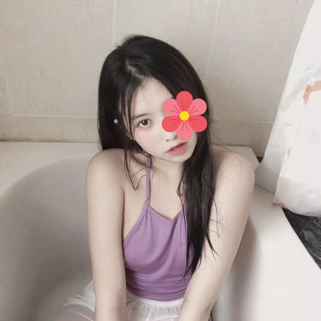 Huyền Linh- Gái gọi TT Hùng Sơn thân hình nóng bỏng, quyến rũ