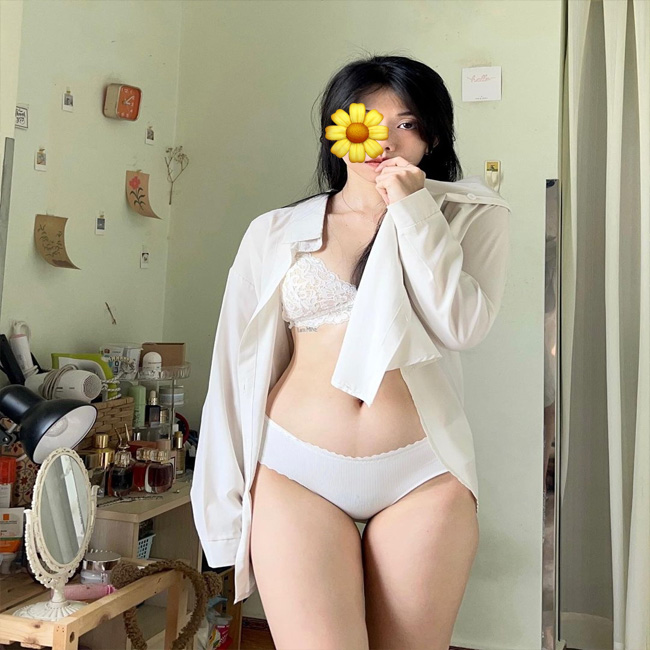 Huyền Như - Gái gọi Quận 11 ngây thơ biết nghe lời và chiều khách
