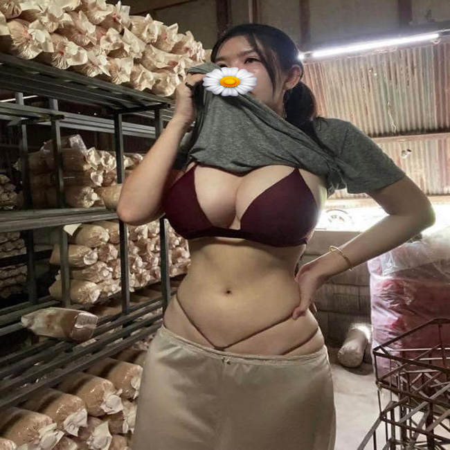 Kim Ngọc - Gái gọi TT Định Quán mông cong vú to quyến rũ
