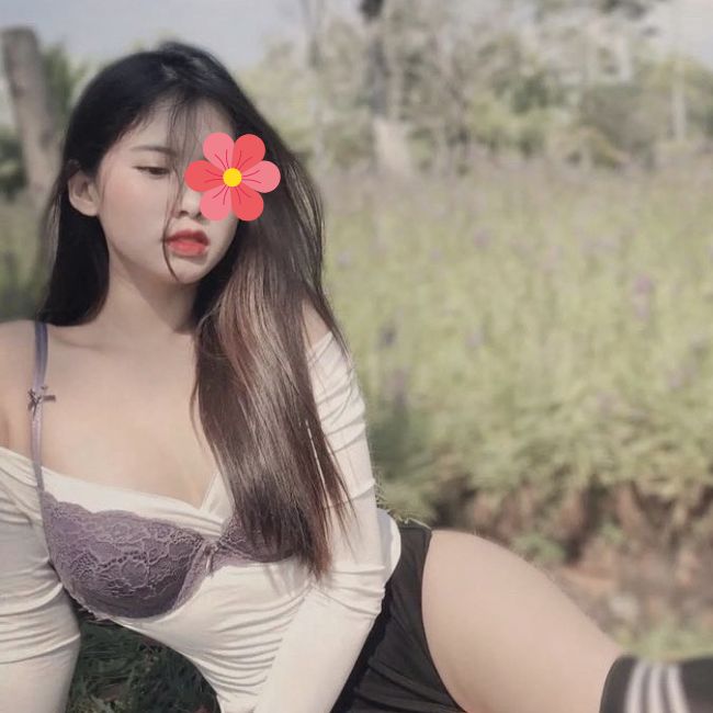 Lan Anh- Gái gọi TT Đồi Ngô mới lớn xinh tươi