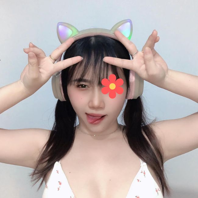 Lan Khuê - Gái gọi TT Cầu Kè xinh đẹp hài hước