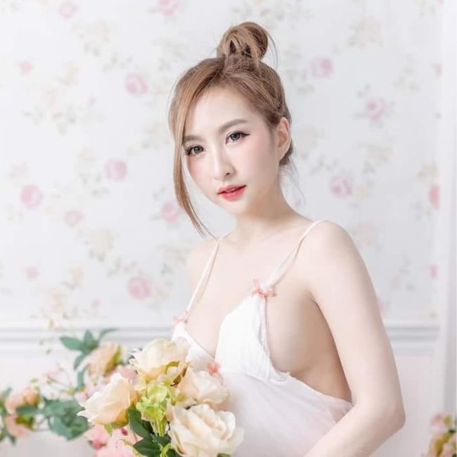 Linh Chi - Gái gọi TT Trà Ôn tính tình hiền hòa