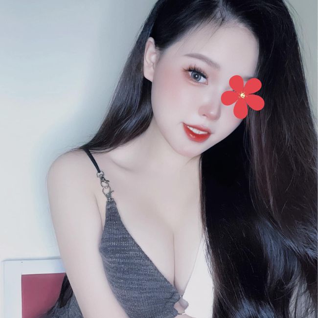 Minh Hồng - Gái gọi Quận Gò Vấp khiêu gợi cảm