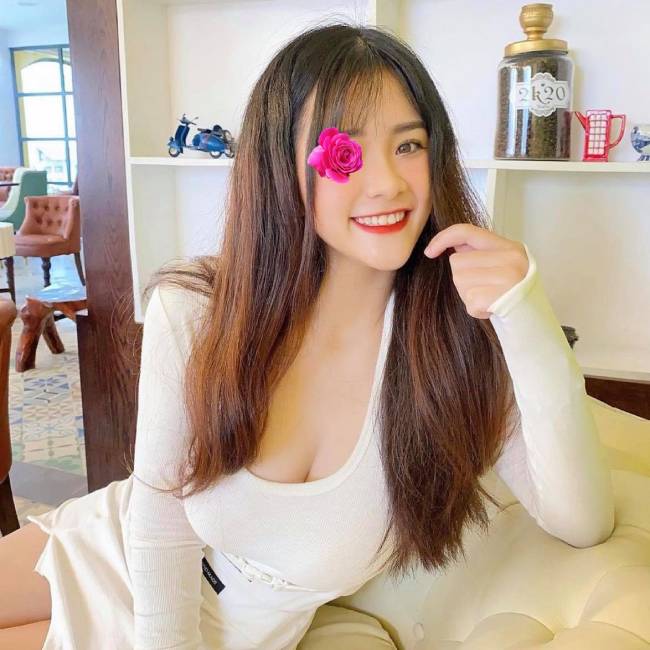 Mỹ Huyền - Gái gọi Long Thành xinh đẹp