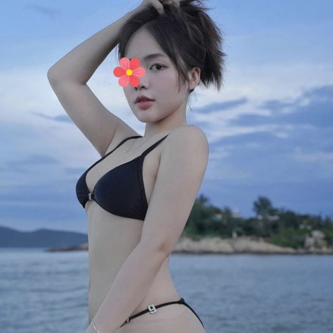 Nhã Quỳnh- Gái gọi Long Biên biết nghe lời