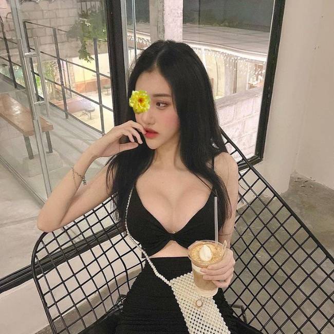 Nhi Nhi - Gái gọi TX Ba Đồn trẻ chung, xinh xắn