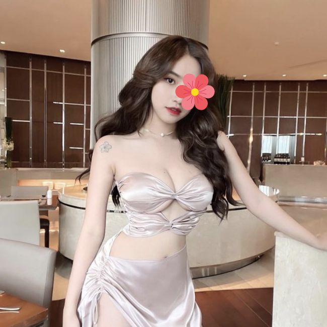 Thanh Yến- Gái gọi TT Trùng Khánh có thân hình nóng bỏng