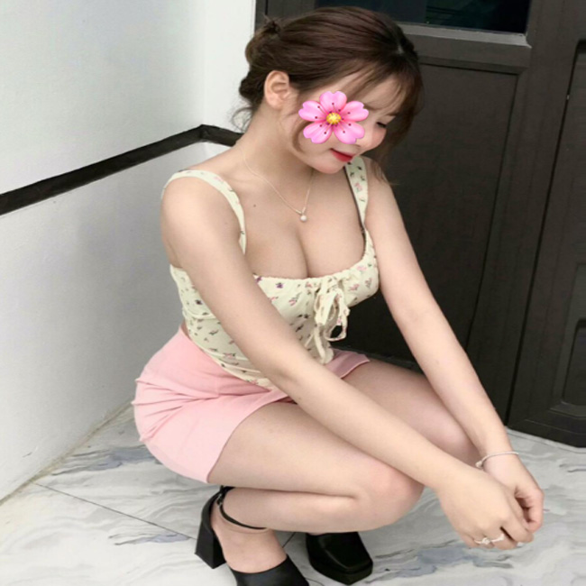 Thu Hà - Gái gọi TT Nông Cống gái xinh mới lớn dáng ngon