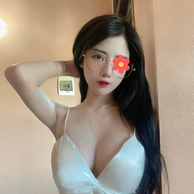 Thúy Vy - Gái gọi TT Tịnh Biên ngoại hình nóng bỏng