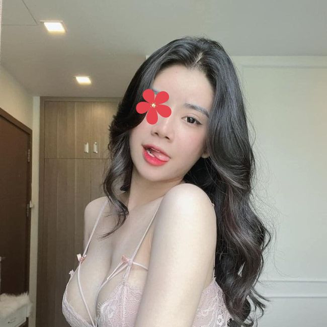 Tuyết Nhi - Gái gọi TX Cai Lậy dáng thon da trắng